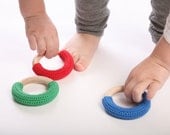 Mix of three teething rings / Babywearing / First Toys