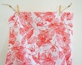 Vintage Cotton Fabric Bold Graphic Floral Red White Wamsutta Mills 3 Yards Yardage Scribble Home Decor Fabric Drapery