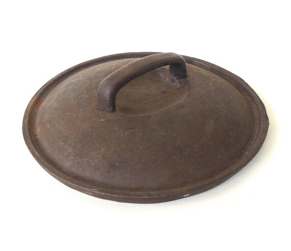 Cast Iron Skillet Lid or Pot Pan Lid 7.5 by LaurasLastDitch