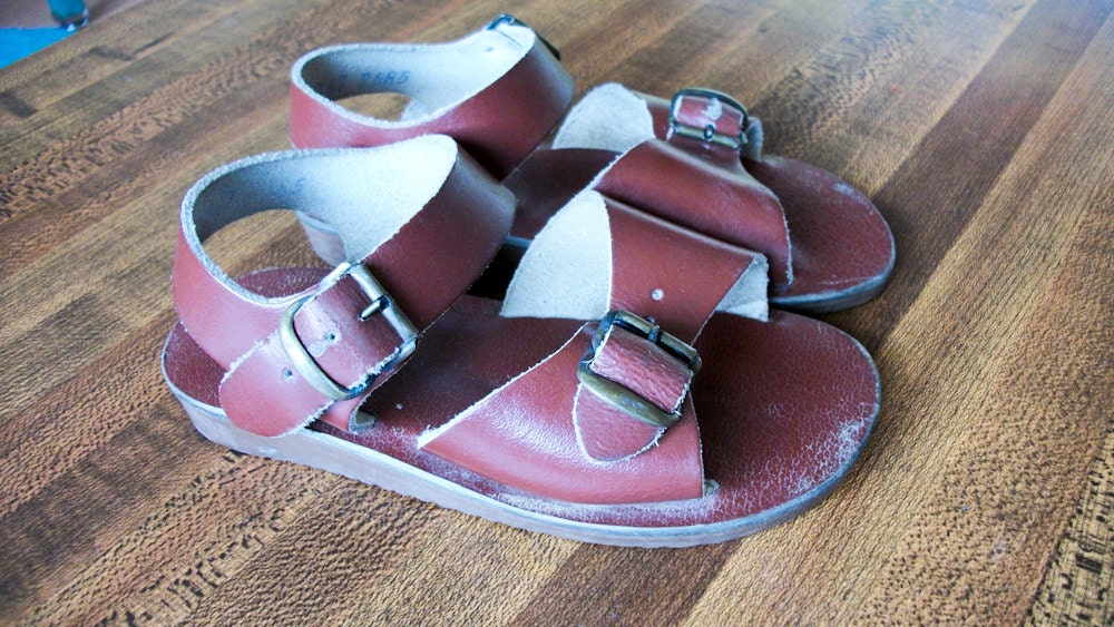 FREE SHIPPING Vintage Chocolate Brown Sandals