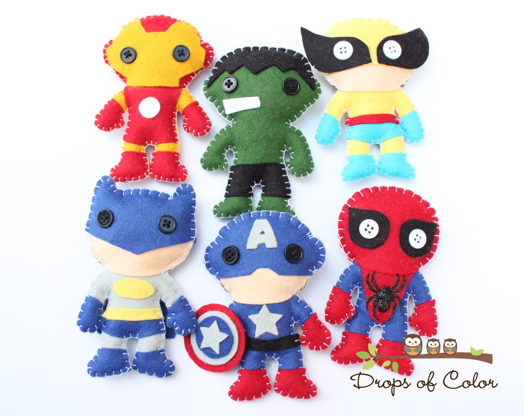 Six Super Heroes Felt Toys - Set of Ornaments - Super Heroes Plush Toys - 6 Plush Toys Spider Man, Batman, Hulk and more.