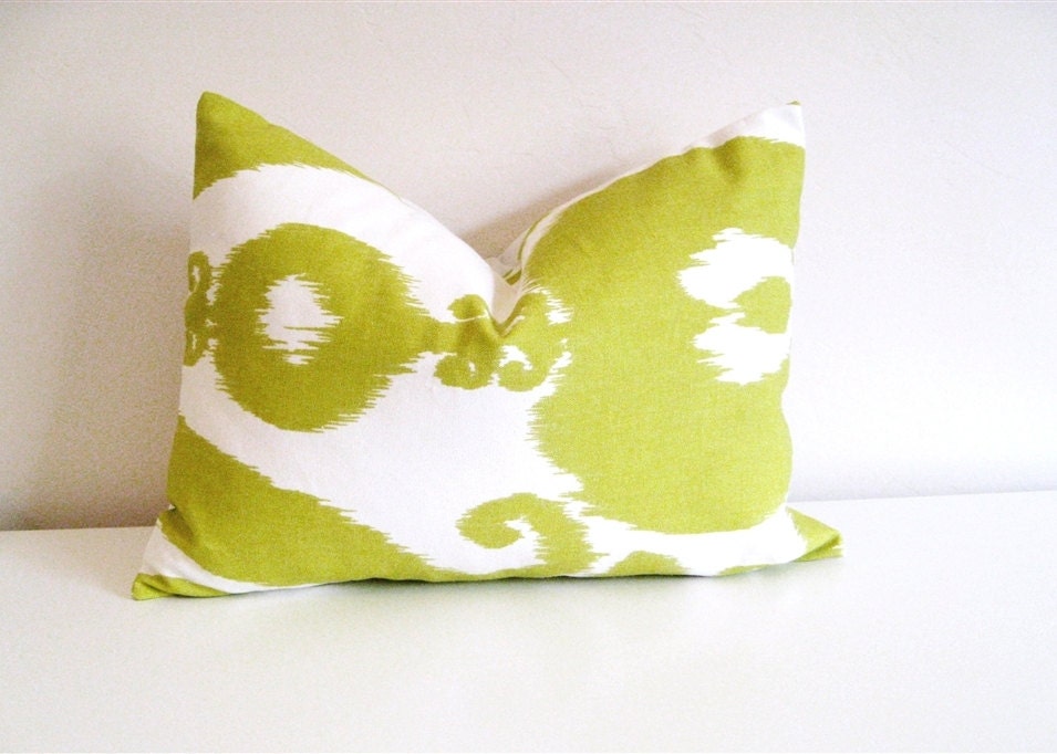 Ikat Islander Chartreuse Pillow Cover. Lumbar Decorative Pillow Cover. 12 X 18 Inch Toss Pillow.