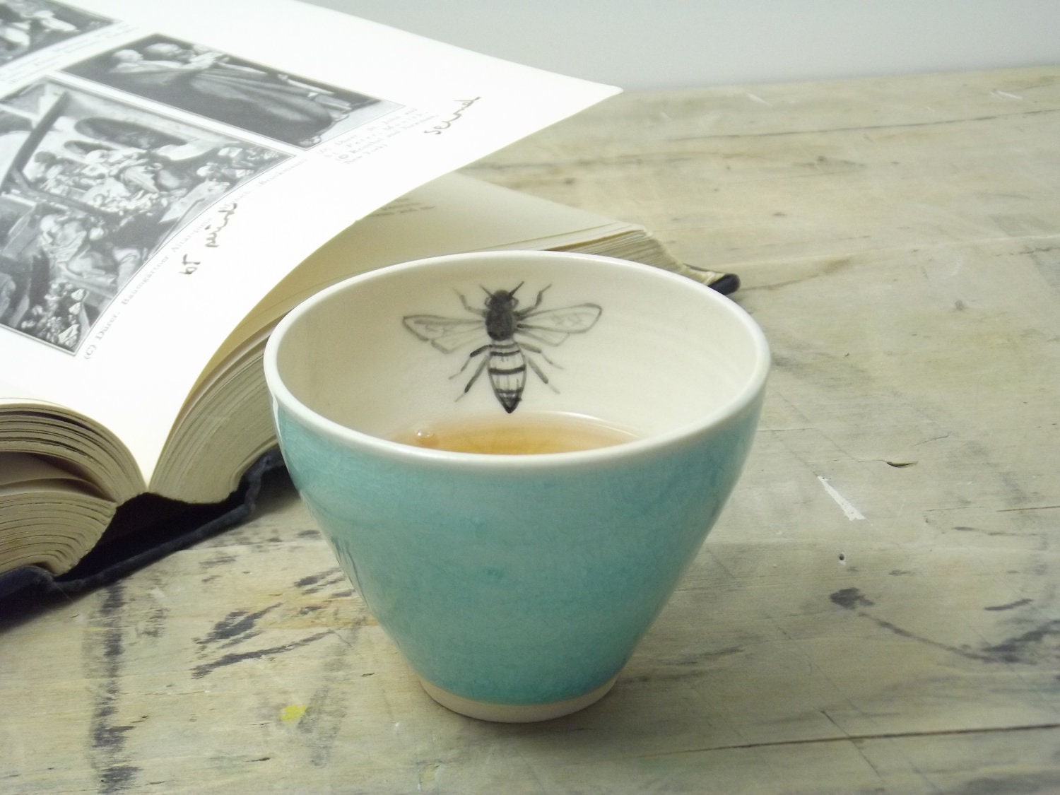 One Porcelain Blue Bee Tea Cup