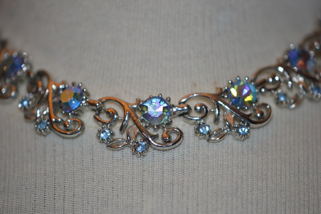 Signed Coro Necklace w/Aurora Borealis Rhinestones
