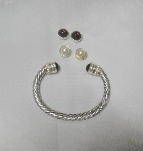 Vintage Cuff Bangle Bracelet - Silver and Gold - Changeable Jewels