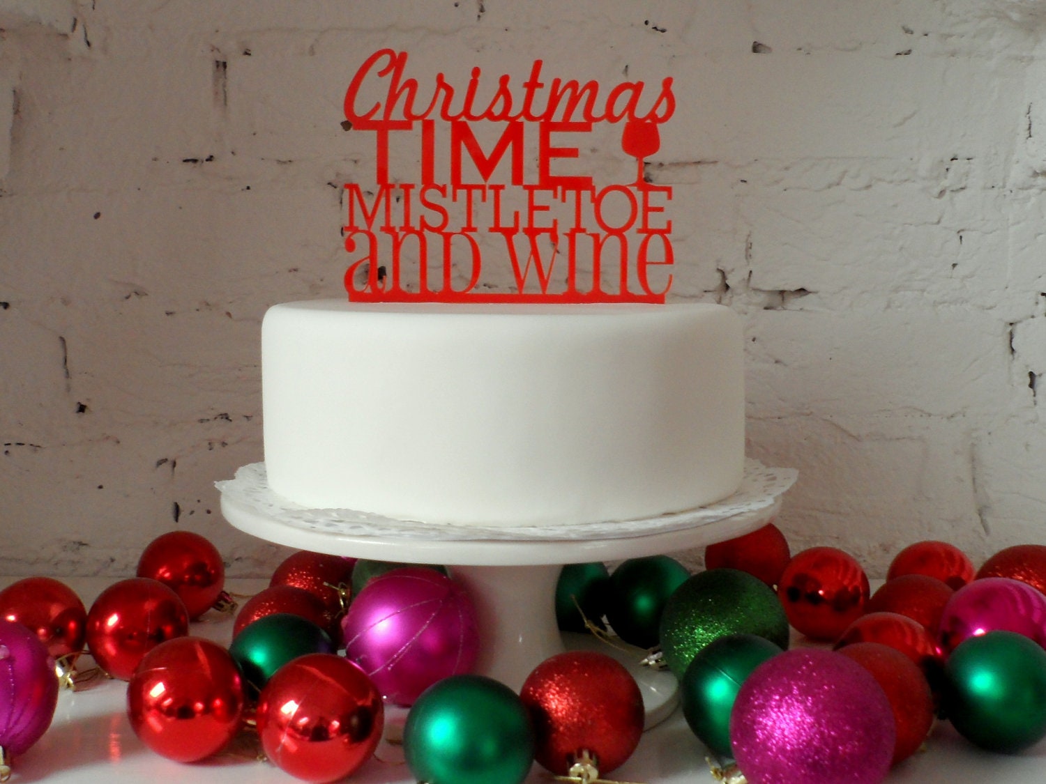 Christmas Time Mistletoe and Wine' Cake Topper