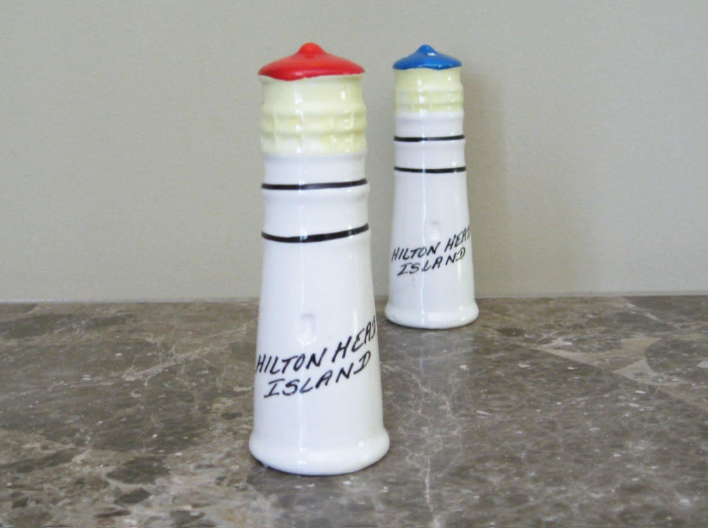 Vintage Lighthouse Salt and Pepper Shakers Hilton Head Souvenir - Nautical Beach Ocean Maritime Decor