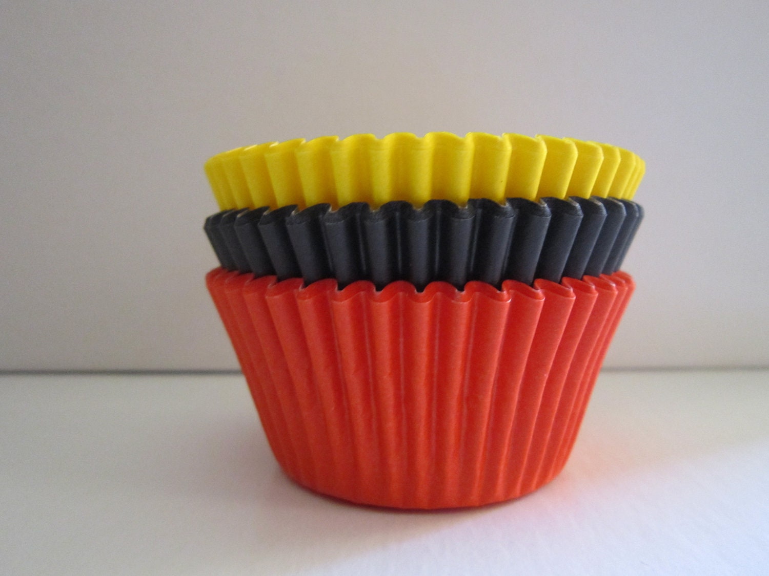 36 Assorted Standard Baking Liners Il_570xn