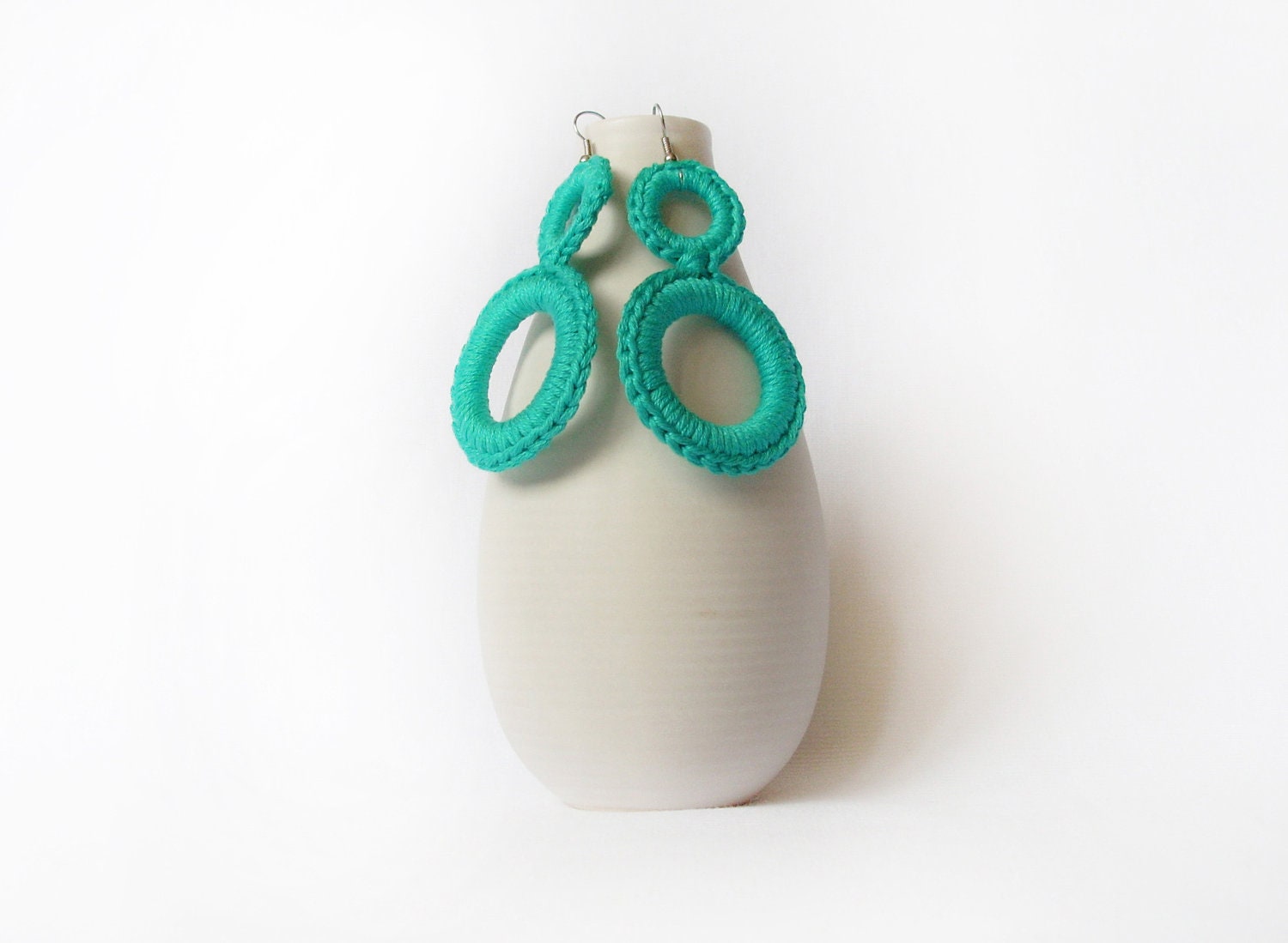 Aqua crochet earrings spring-summer fashion. Handmade by Aliquid