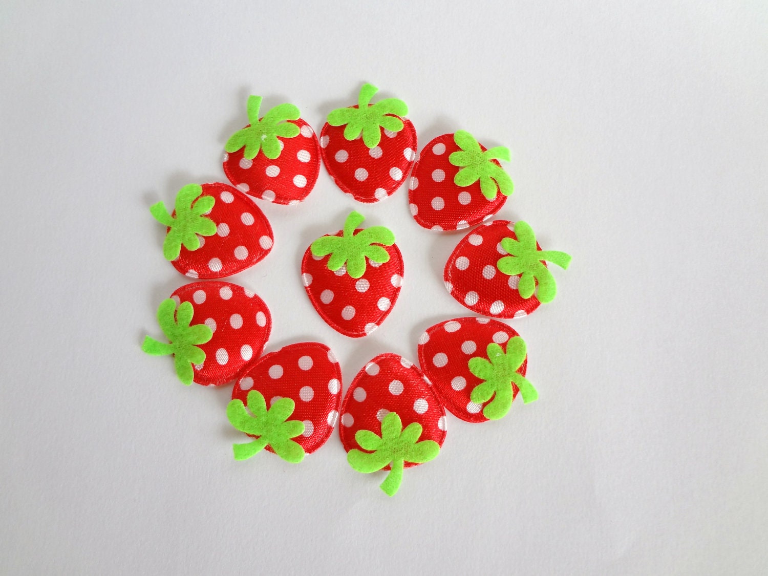 10 Polka Dot Strawberries Padded Appliques / Embellishment