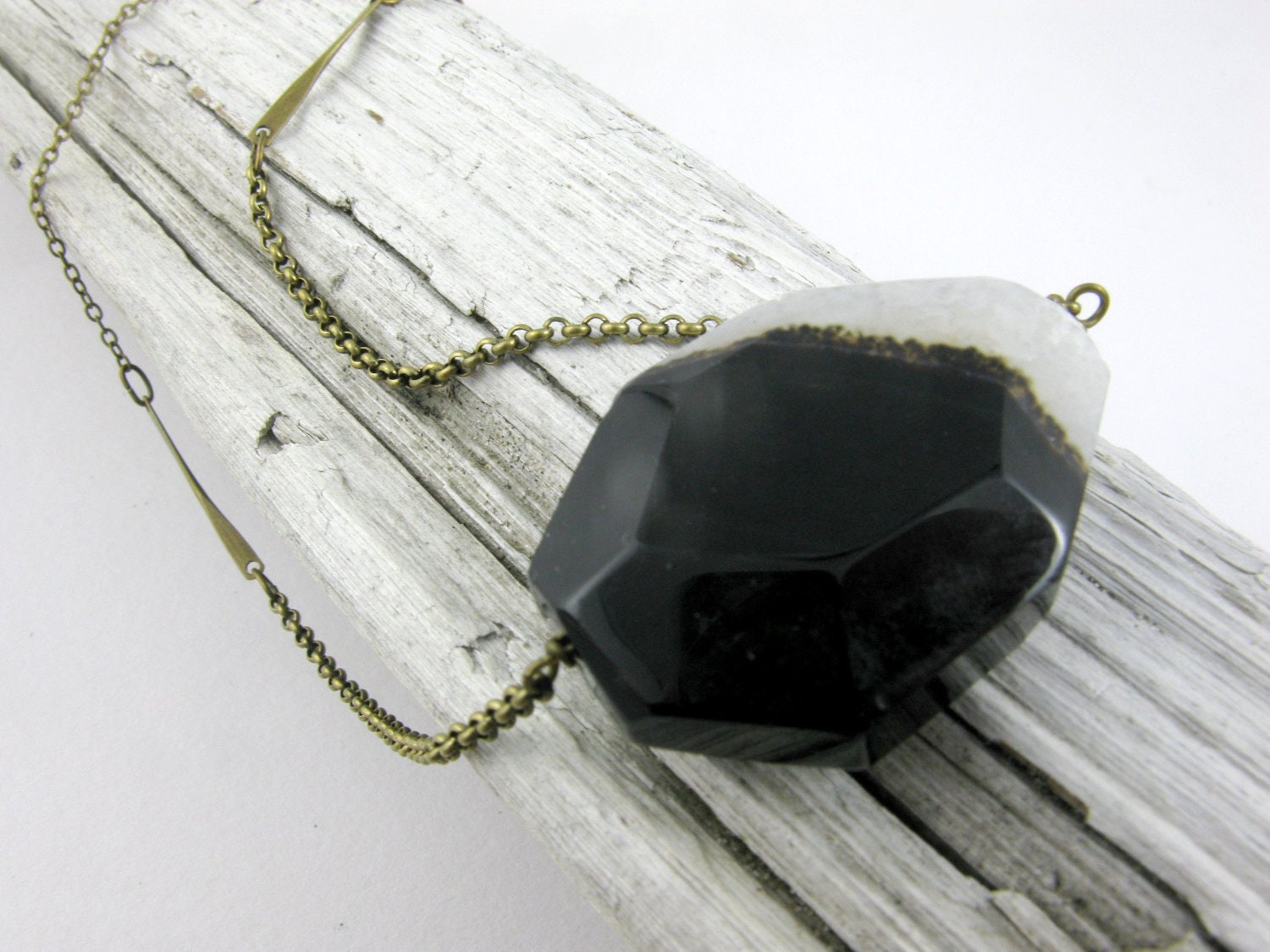 agata slice and twisted link necklace - large stone necklace on asymmetric vintage golden chain