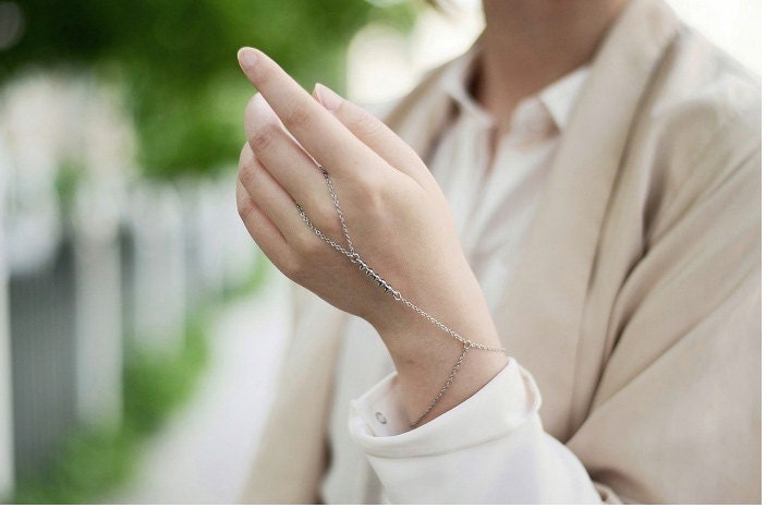 Simple Silver Aluminum Hand Chain with Row of Studs Pendant