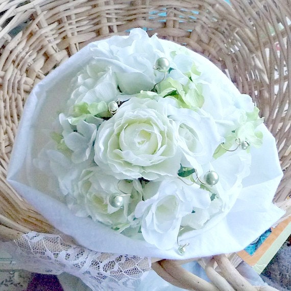 Cupcake Bridal Bouquet READY TO SHIP Wedding Spring Green white Sweet Pea Rose Hydrangea Bouquet Ivory Green