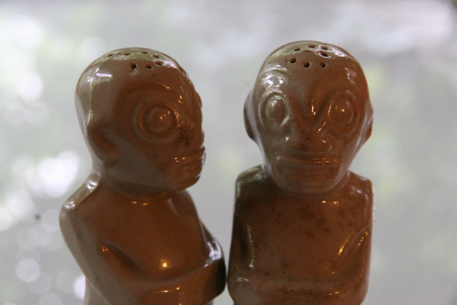 Kitch Tiki Guys Salt and Pepper Shakers - Trader Vic Vintage 1980s