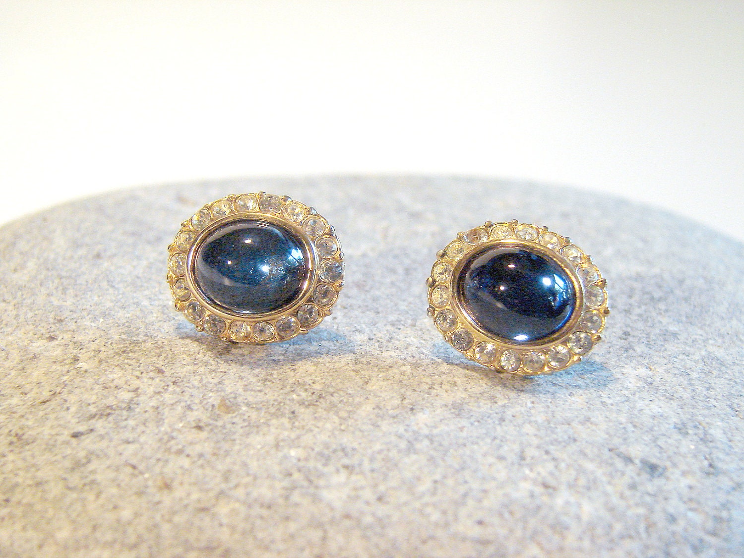 Stunning 1960's Rhinestone Sapphire Blue Glass Cabochon