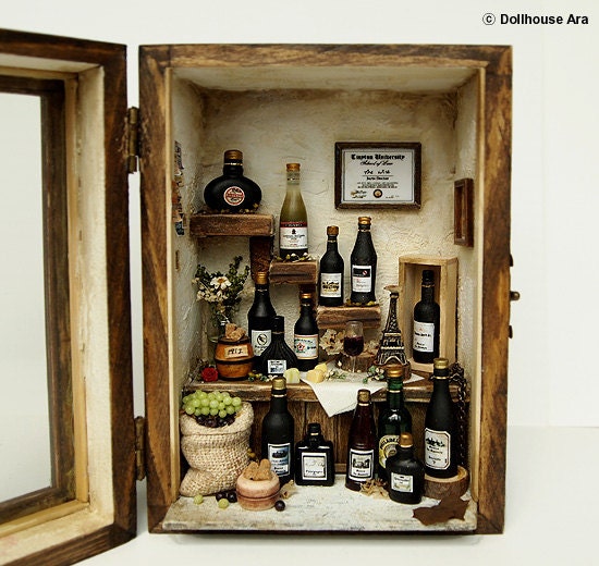 Vintage Antique wine house (No.2) wood box display set- Dollhouse Miniatures 1:12