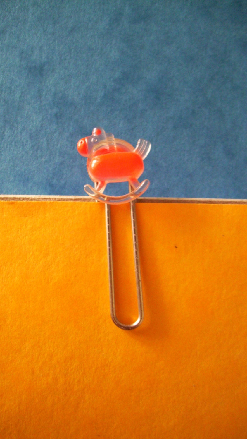 Red Rocking Horse Paper Clip Vintage 80s Book Mark Kids School Supply - GVS team, Vl team