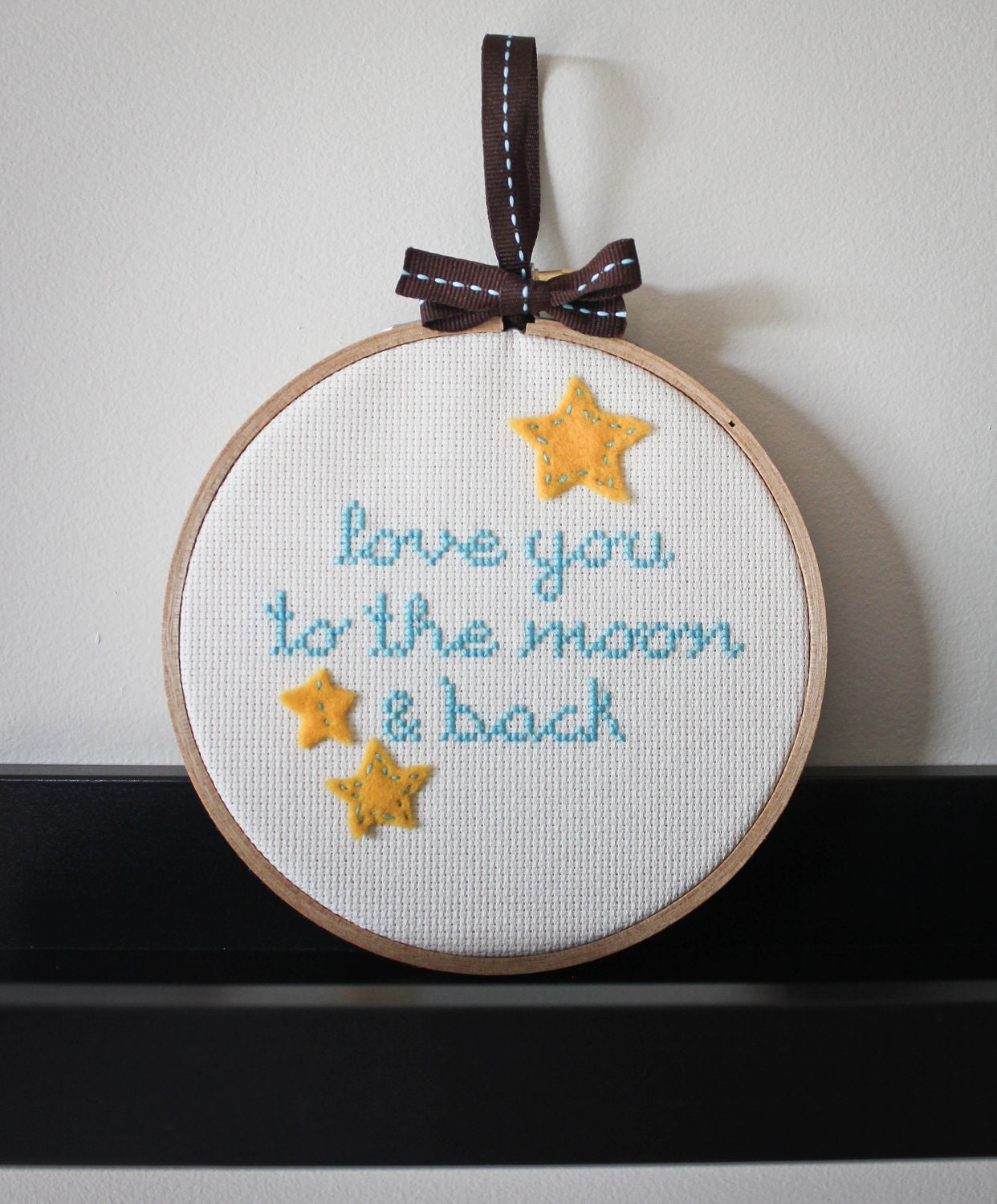 Baby nursery decor - Cross stitch on embroidery hoop