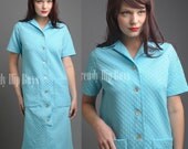 Vintage 60s TURQUOISE Blue Embossed Shift knit Day Dress - M/L