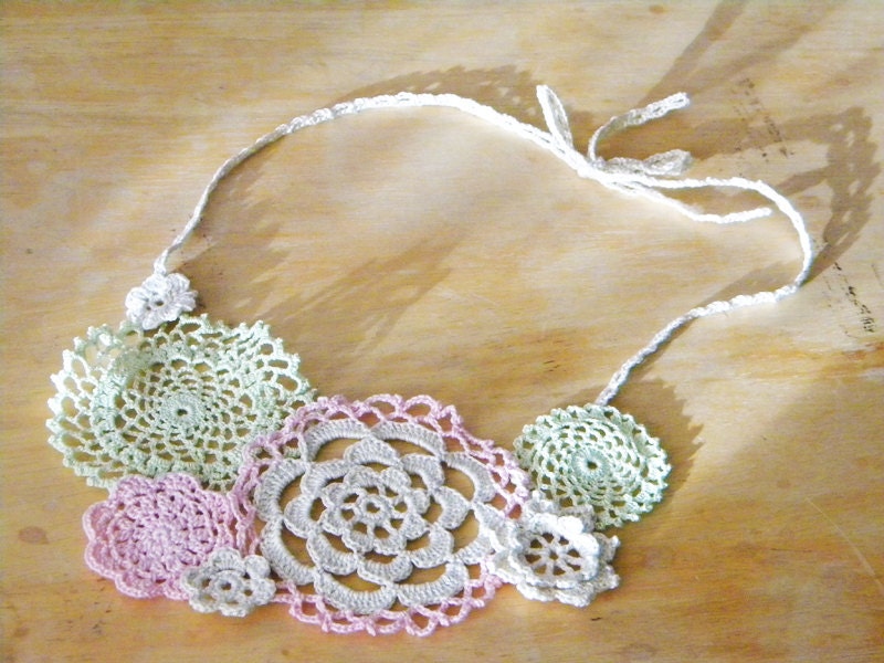 Crochet Lace Rose & Doilies Multi Way Necklace