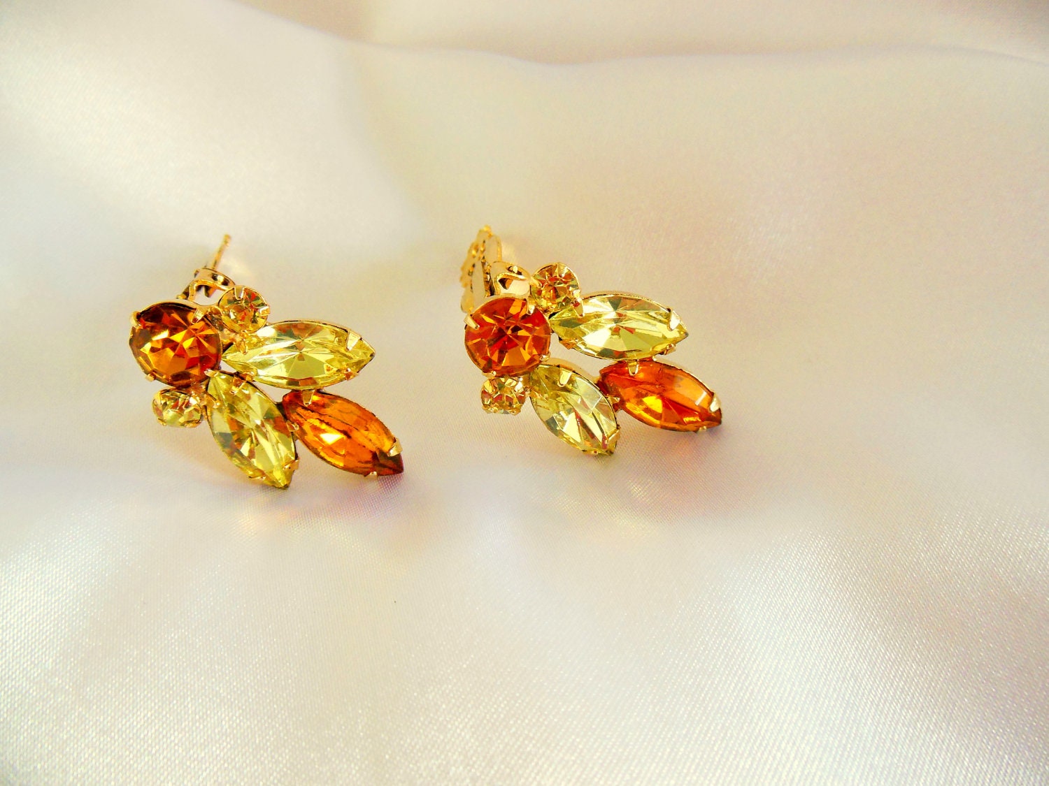 Vintage Amber Rhinestone Earrings