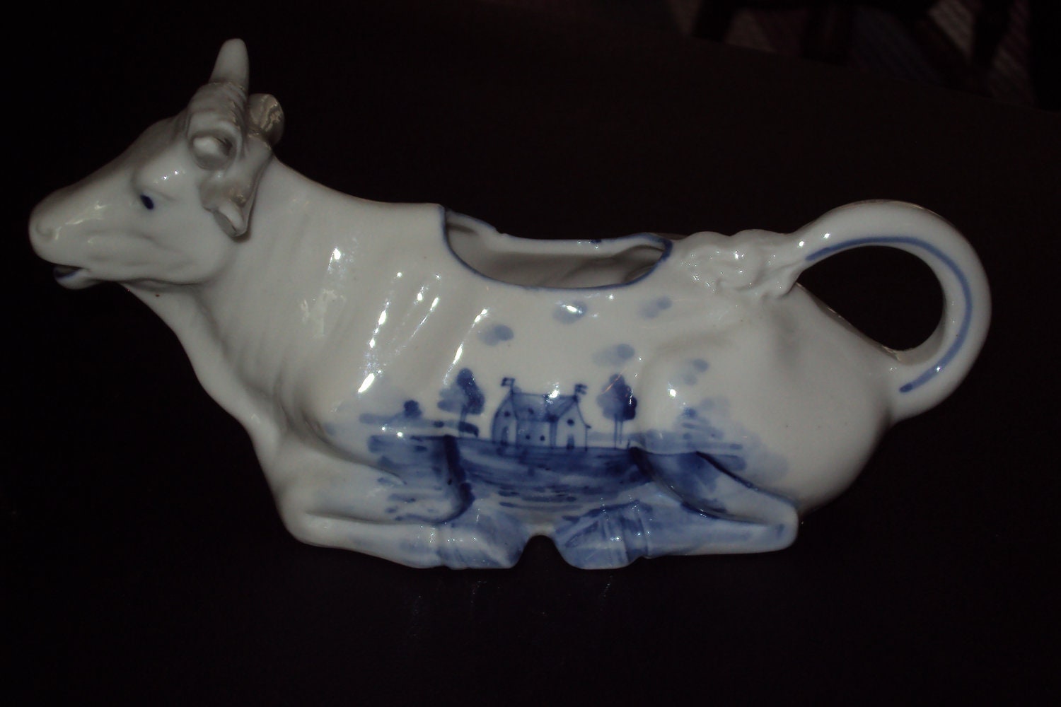 Delft Cow Creamer