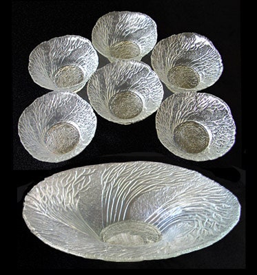 Vintage Pressed Glass Berry Bowls Dessert Set Stippled by Remtique