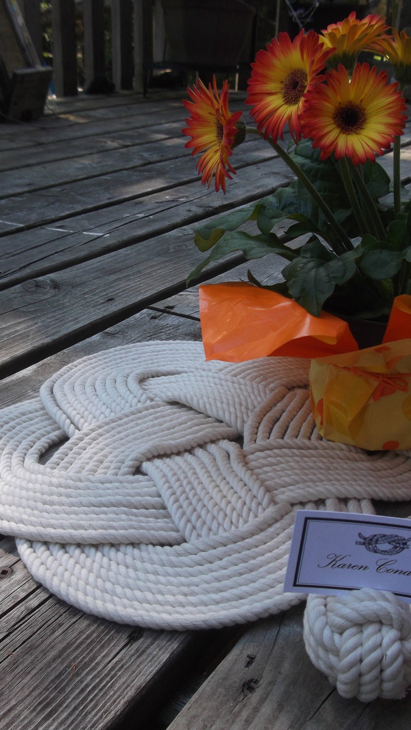Nautical Wedding Table - Cotton turks head knot centre piece - Trivet - Nautical Centrepiece