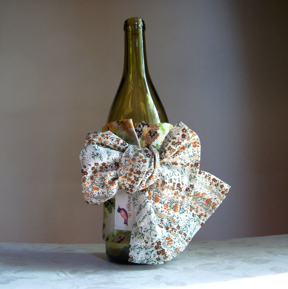 Handmade Tie Wine Bottle Cozy - Autumn Floral