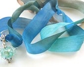 Aqua Blue Ribbon Necklace - Lampwork Sputnik - Jenniflair original