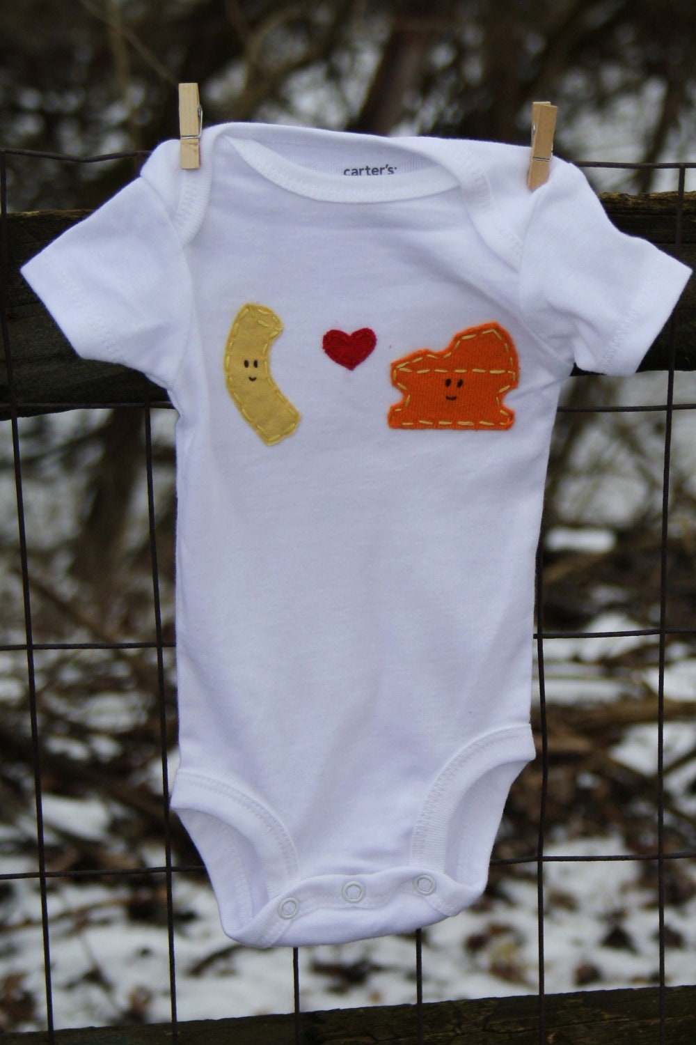 Pick a "Pair" Onesie/Bodysuit, Mac loves Cheese, Peanut Butter loves Jelly, Bacon loves Eggs and more, Take your PICK, CUSTOM ONESIE - twinzzshop
