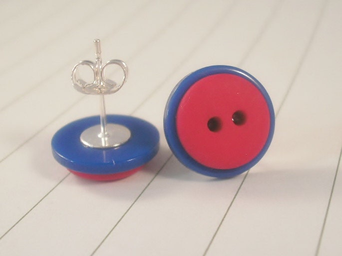 Post earrings, button, red, blue, plastic, stud, superman-inspired, primary colors, geekery