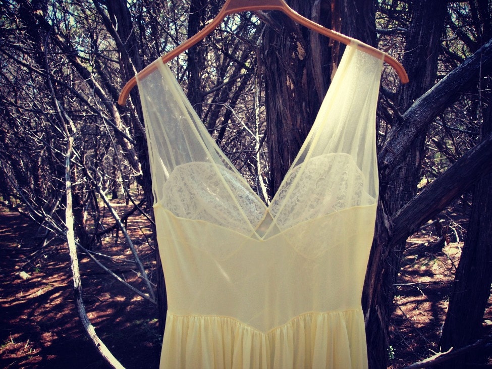 butter yellow Vintage slip floor length maxi slip 60s Vanity Fair Bridal Wedding shower gifts