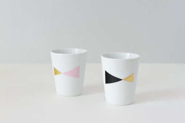 Small geometric triangle cups