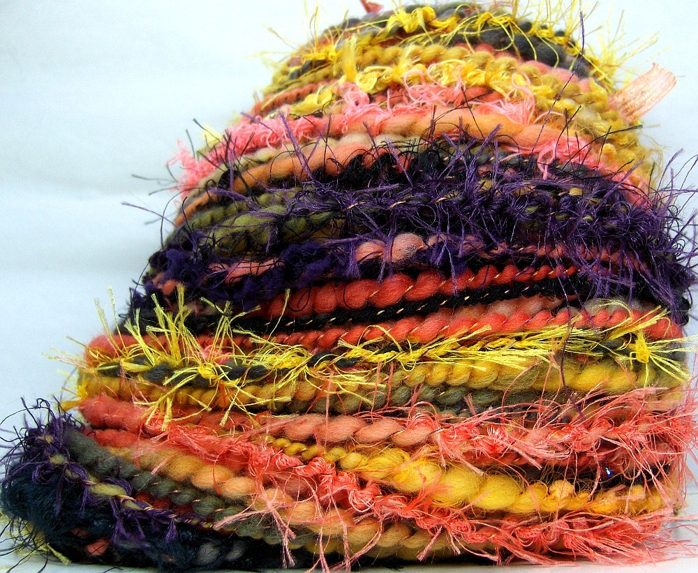 HandSpun Art Yarn merino wool Coral Snake 60 yards FunctionArt Art Yarn Kitty Grrlz