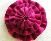 Stacked Flower No 15 - small fabric brooch