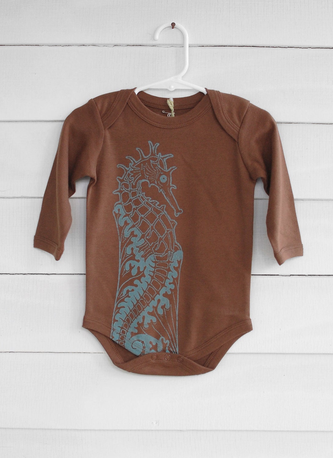 Organic chocolate onesie with blue seahorse 6-12 Months