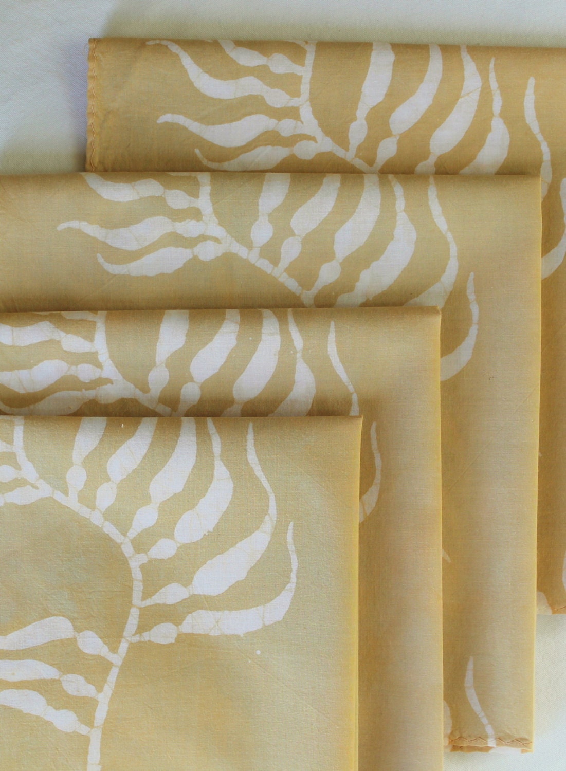 kelp lunch napkins. four