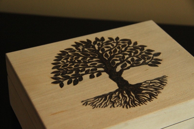 The Oak Tree Jewelry Box - Ipswitch Pine Stain