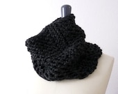 Baby Alpaca Knit Lace Infinity Loop Scarf in Dark Charcoal Black. Urban Style for Men and Women. Spring Winter Fashion Handmade in France.
