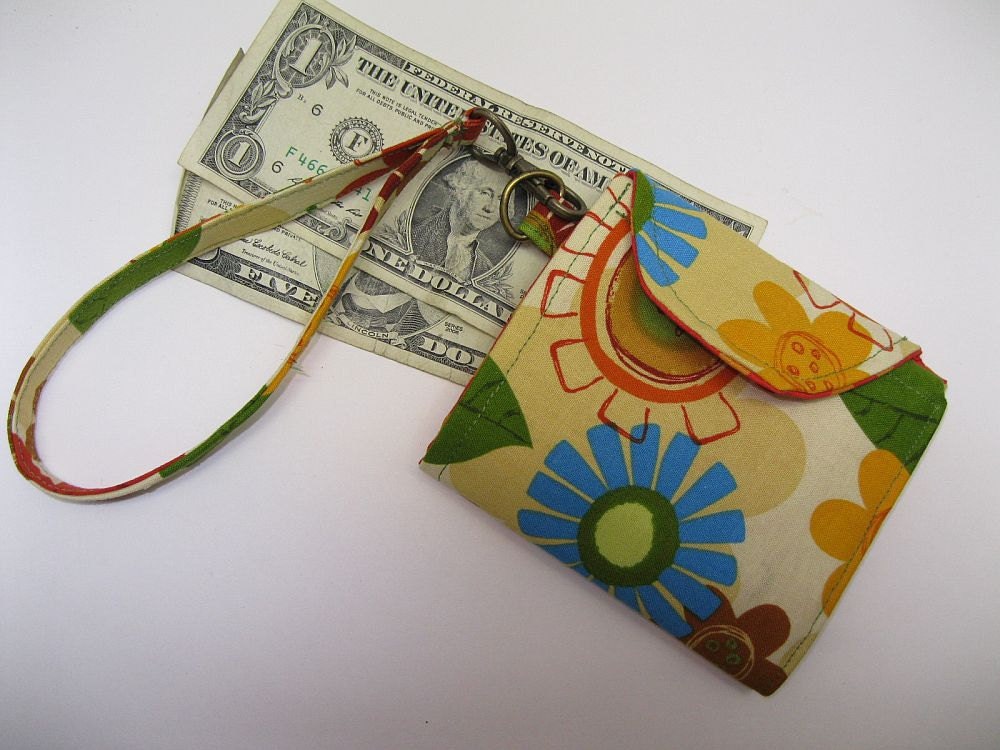 Women's Wristlet Wallet Funky Flowers