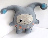 Blue Gray Strange Foo - Recycled Cashmere Plush Toy