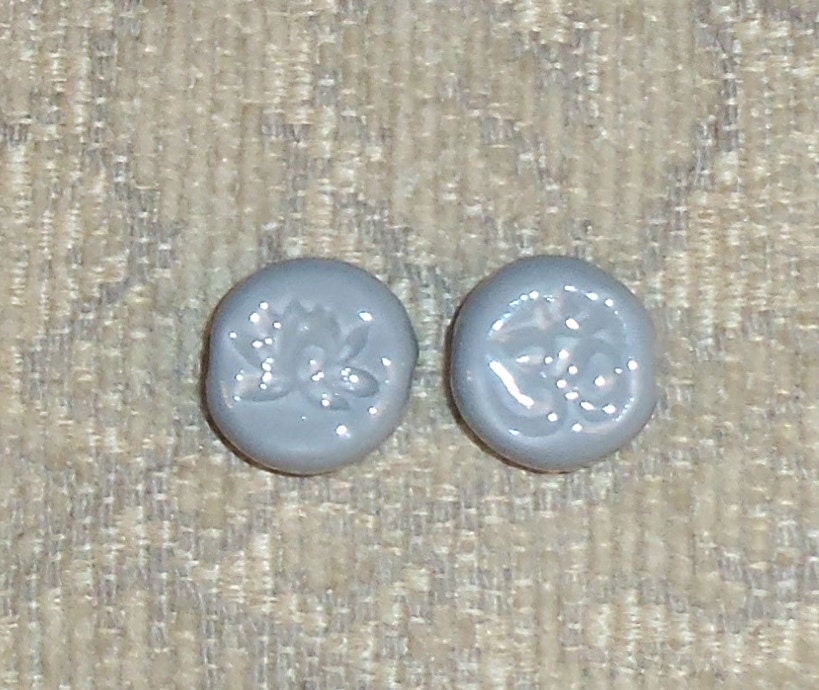 Om/Lotus Bead