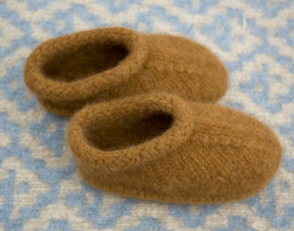 Toasty Warm Felted Wool Slippers for Ladies, Women in Golden Brown