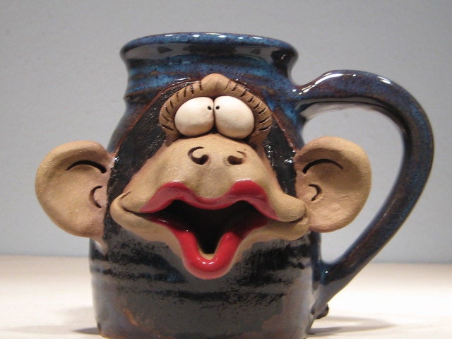 Kissie .. Kissie .. Gimme a Kissie ... Girly Monkey Kissie Mug .... LEFTY ..... e143
