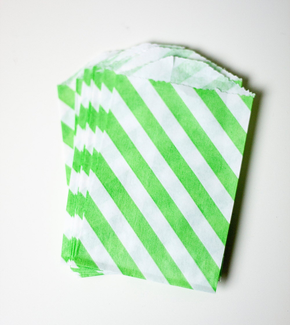 Green striped mini favor bags, white kraft paper with green stripes, Set of 20