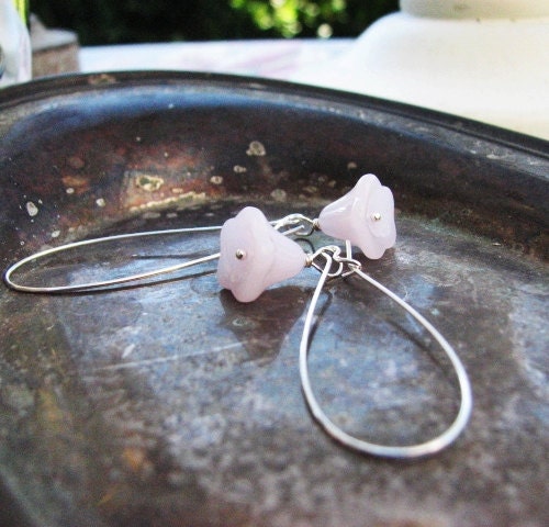 Avoye London Luxe Pink Glass Flower Silver Earrings