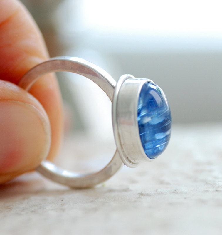 Blue Kyanite Ring, Gemstone Ring, Metalwork Ring, Modern Ring, Sterling Silver Ring, Bezel ring, READY TO SHIP