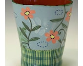 Large Tumbler with Flowers.