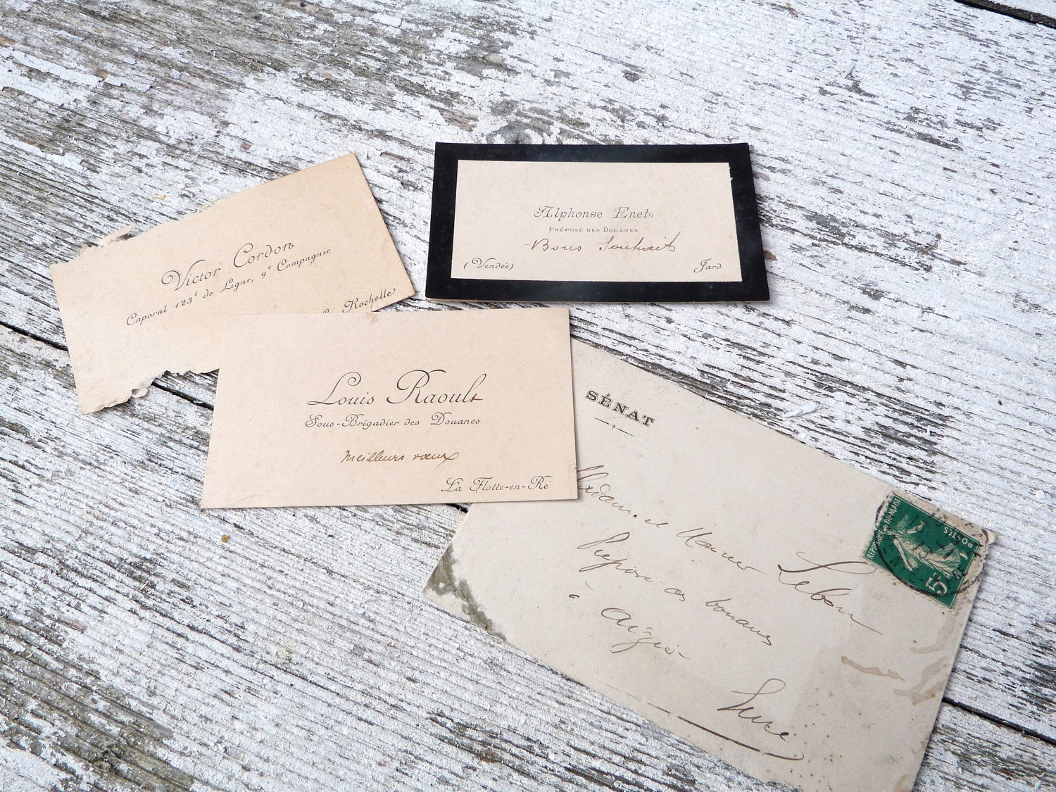 Vintage 1900 set of French visit cards & envelopp